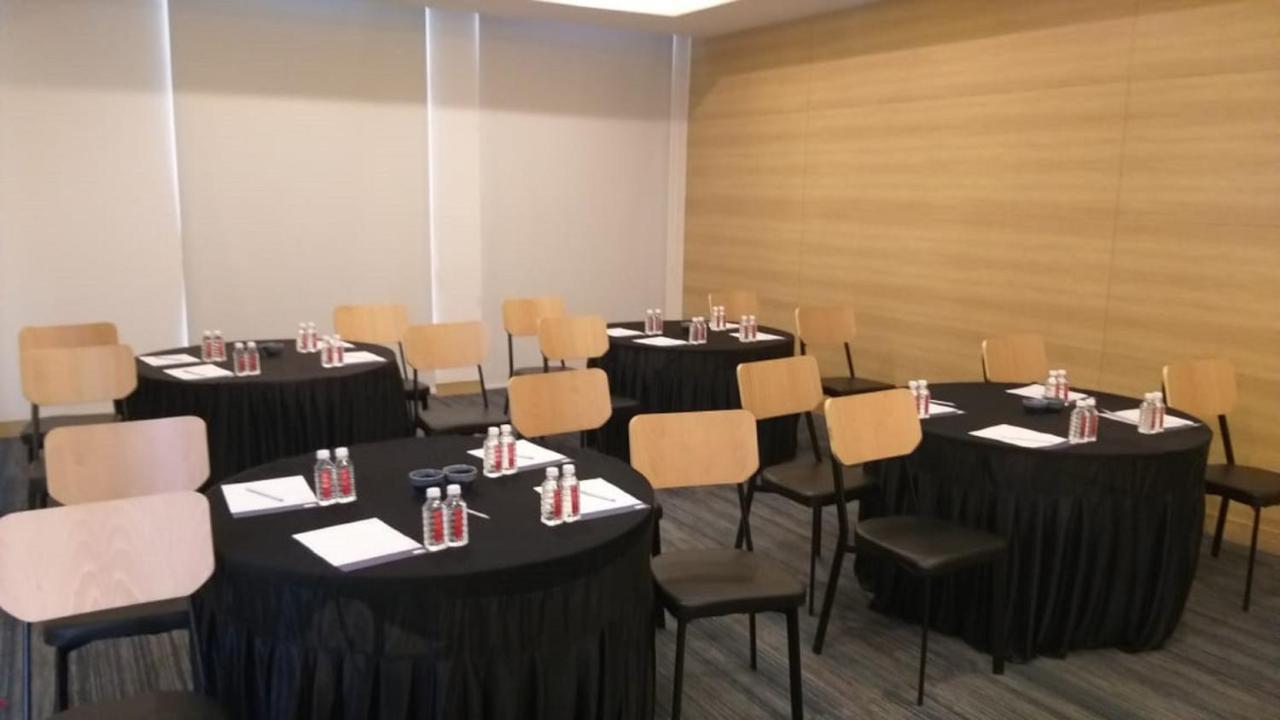 Holiday Inn Express Nashik Indira Nagar By Ihg Exteriér fotografie